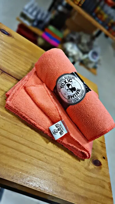 Microfibra 80X40 Toxic Shine