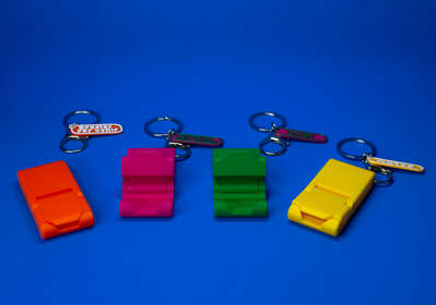Llavero Soporte para Celular Portatil Desmontable y Personalizable E3D