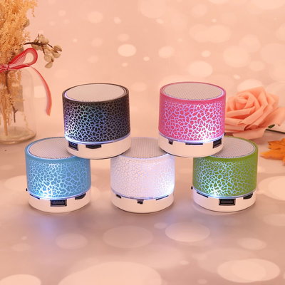 Parlante con luces efecto craquelado