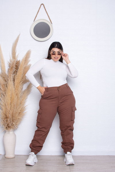 Jogger Gabardina Chocolate Cargo Elastizado ESP