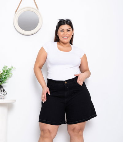 Short Mom Negro Liso Rígido