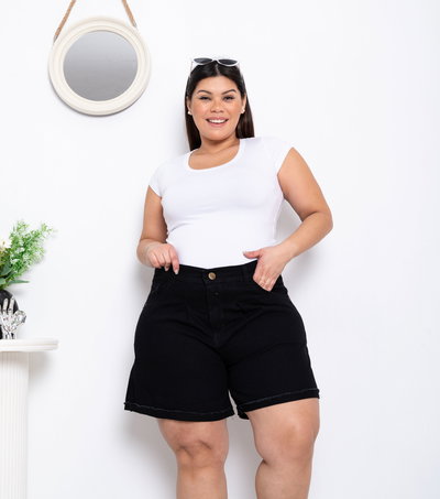 Short Mom Negro Liso Rígido