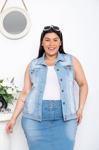 Chaleco Celeste c/Tachas Elastizado