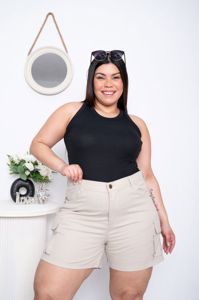 Short Gabardina Beige Cargo Elastizado ESP