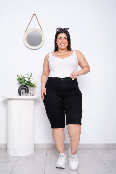 Bermuda Negra Lisa Elastizado 