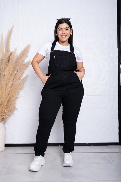 Jardinero Negro Liso Elastizado 