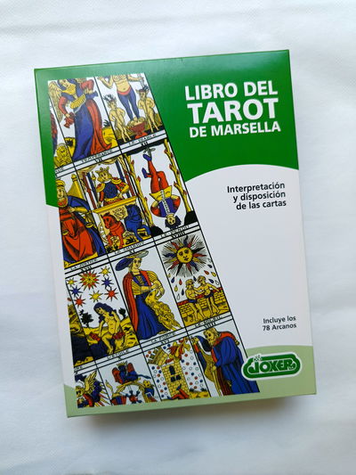 Libro del tarot de Marsella 