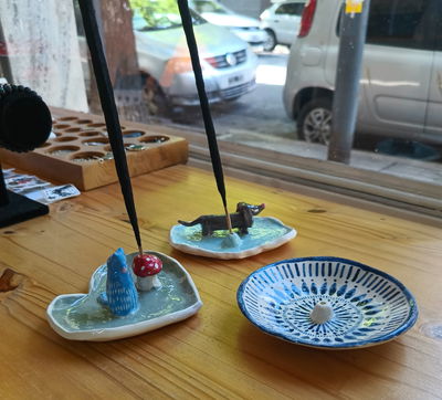 Porta Sahumerio Cerámica: Gatito-Perrito-Líneas 