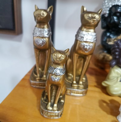 Figura Bastet — Protectora del Hogar