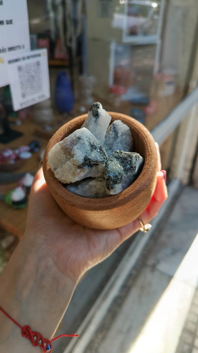 Piedra de la Luna en Bruto