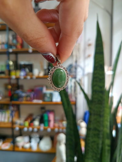 Dije con Camafeo de Cuarzo Verde 