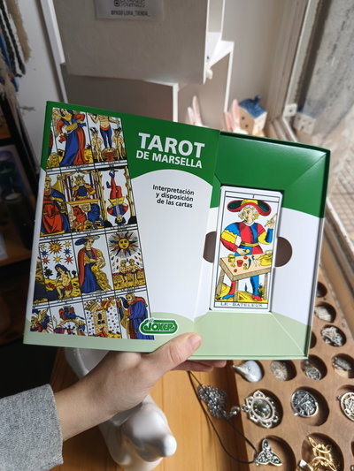 Libro del tarot de Marsella 