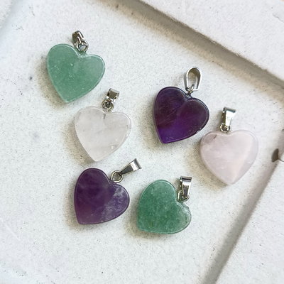 Dijes Corazón de: Amatista-Cuarzo Verde-Cuarzo Rosa