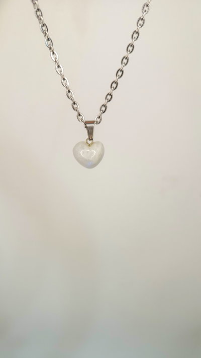 Dije Corazón Piedra de la Luna 