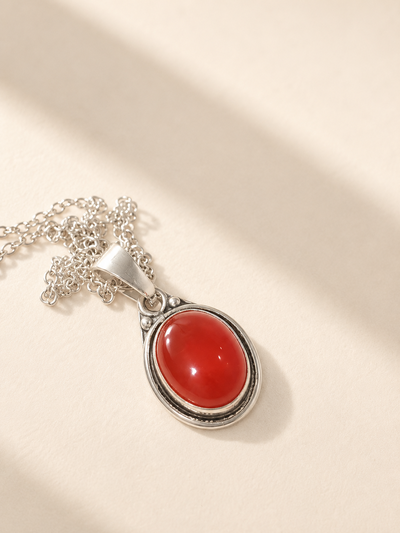 Dije de Cornalina Natural con Cadena de Acero Quirúrgico | Gota Lisa