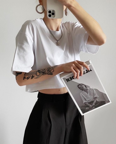 REMERA BLANCA CROP TOP