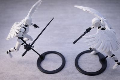 Dummy 13 Angels Doble: 2 figuras, Alas x2, espadas x2, repuestos y soportes 