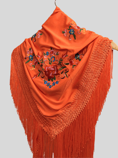 Mantoncillo español bordado