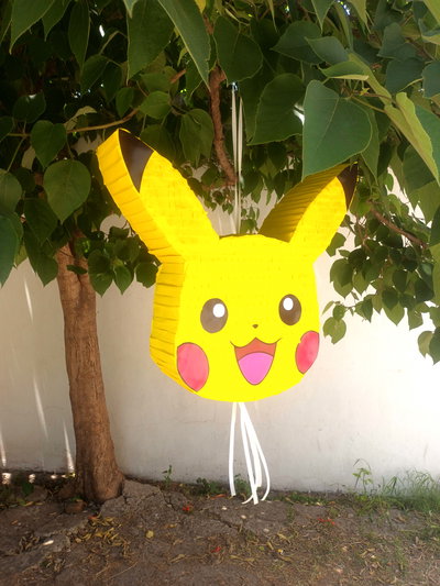 Piñata Pikachu Pokemon Artesanal Carton Cumpleaños Cotillon