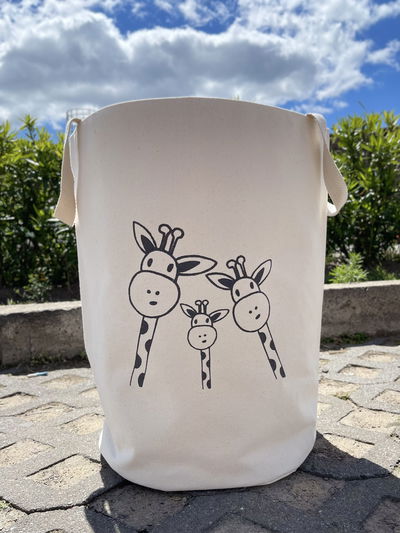 Contenedor [ Familia Jirafas ]