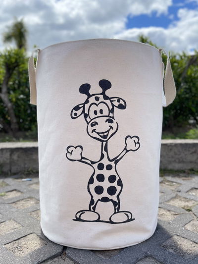 Contenedor [ Jirafa Cleo ]