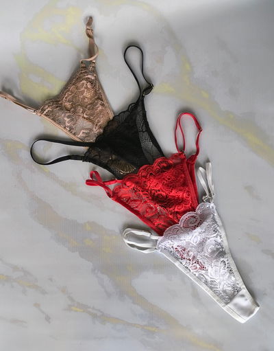 Less regulable encaje x3