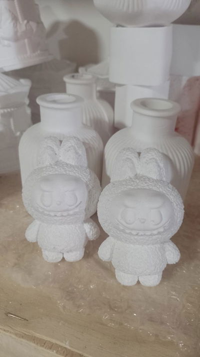 Pieza de Yeso LABUBU