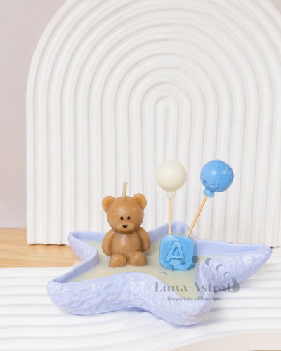 BANDEJA CURVA + VELA DECORADA ESTRELLA + Mini osito letras y globo
