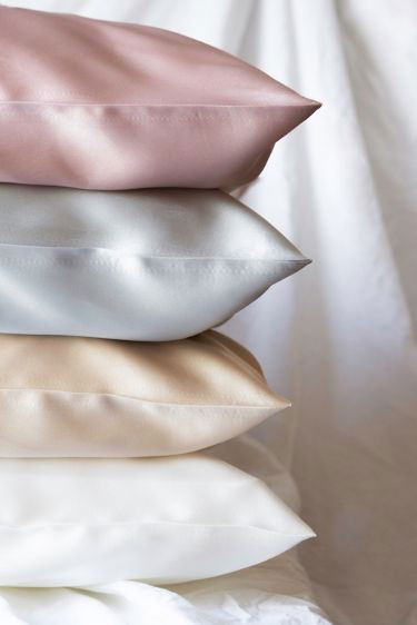 FUNDA SATEN ALMOHADA