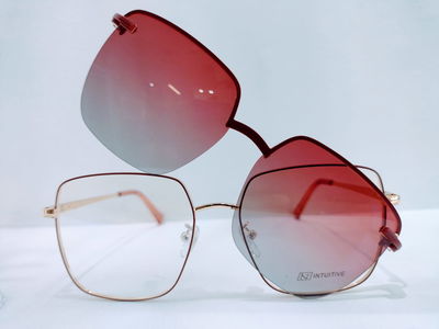 M.F 96913 INTUITIVE CLIP ON