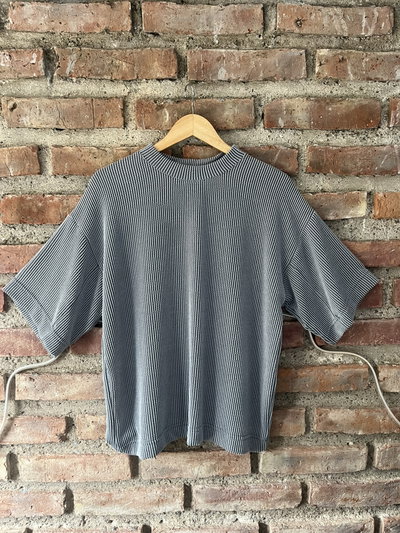 Remera wafle con Relieve