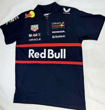 CHOMBA RED BULL 2025