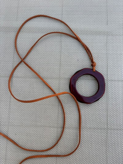 COLLAR CIRCULO RESINA