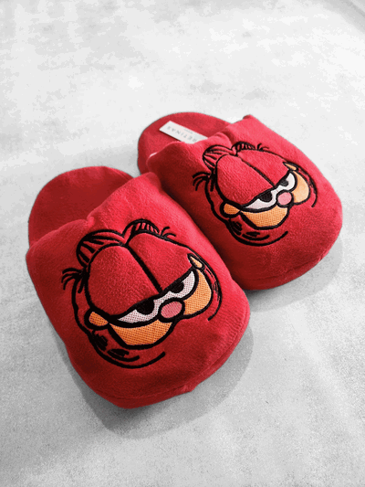 Pantuflón Garfield red