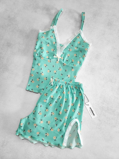 Pijama PUNTILLA con abertura en laterales del short