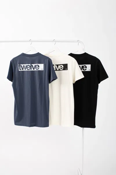 REMERA REGULAR "TWELVE"