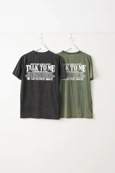 REMERA OVERSIZED NEVADA "TALK TO ME"