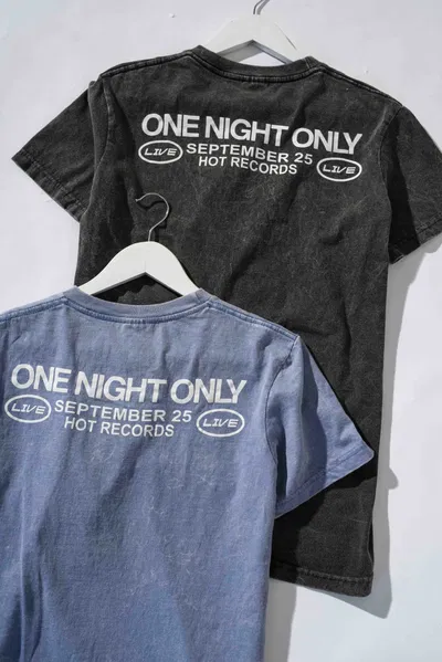 REMERA REGULAR NEVADA "LIVE"