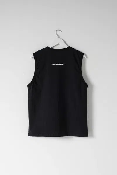 MUSCULOSA SIN MANGA "TRASH THEORY"