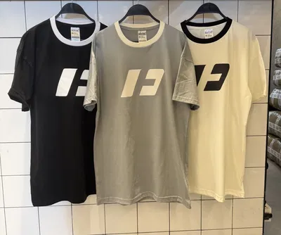 REMERA OVERSIZED "10"