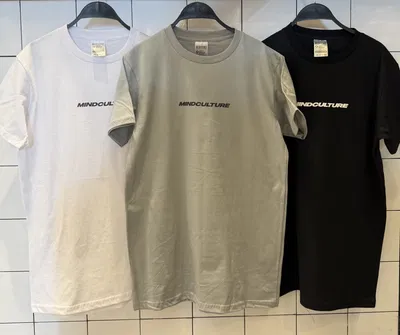 REMERA REGULAR "MINDCULTURE"