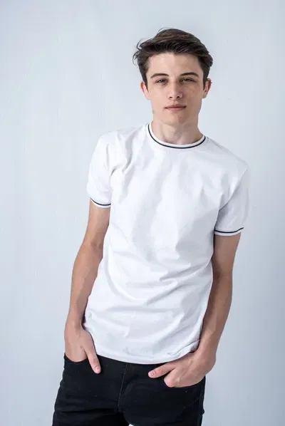 REMERA PUÑOS TEJIDOS CLÁSICA