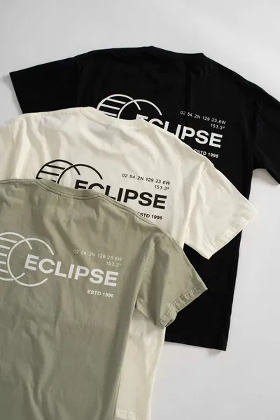 REMERA OVERSIZED "ECLIPSE"