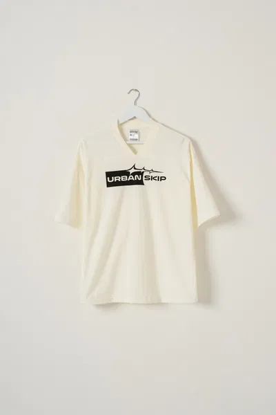 REMERA BOXY "URBAN SKIP"