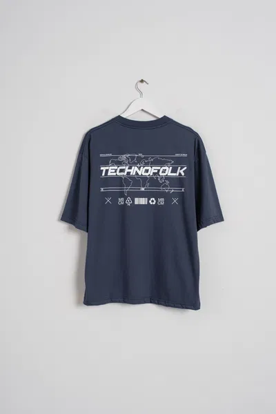 REMERA BOXY "TECHNO FOLK"
