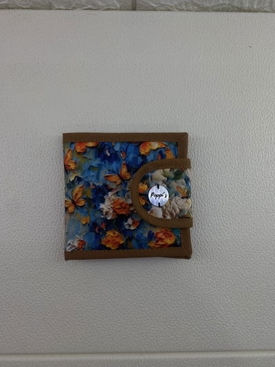Billetera estampado de mariposas