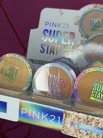 Polvo compacto, super stay. Pink21