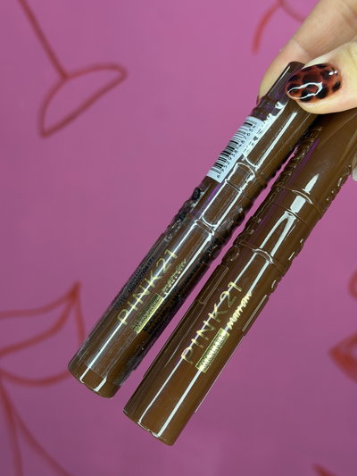 Mascara de pestañas color marron. Pink21