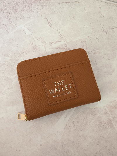 BILLETERAS POCKET EMILIA MARRÓN 
