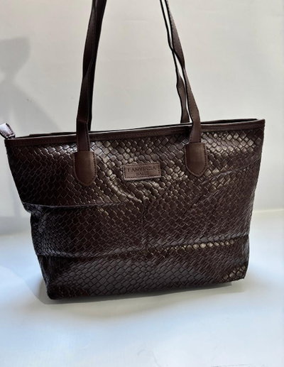 CARTERA NISSA MARRÓN OSCURO 